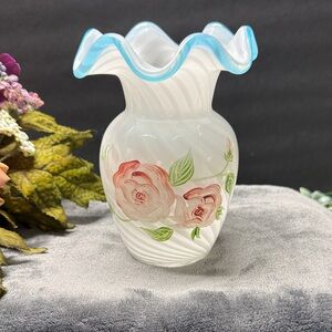 Fenton for Teleflora flower vase white swirl with painted roses. 5.5 inches